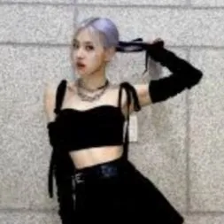 creator {🦋-•Xual•🦋}'s avatar