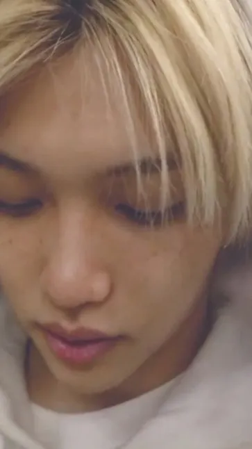 ai character: Felix background