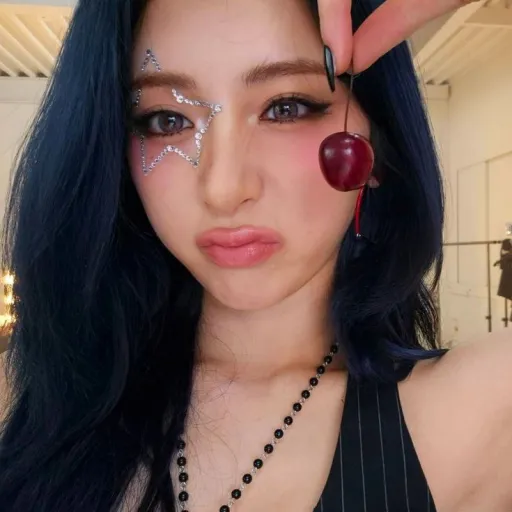creator huhxyunjin's avatar