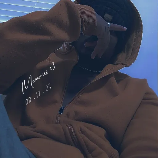 creator Lani snow's avatar