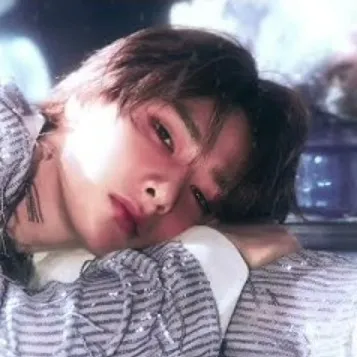 creator YANGJEONGIN's avatar
