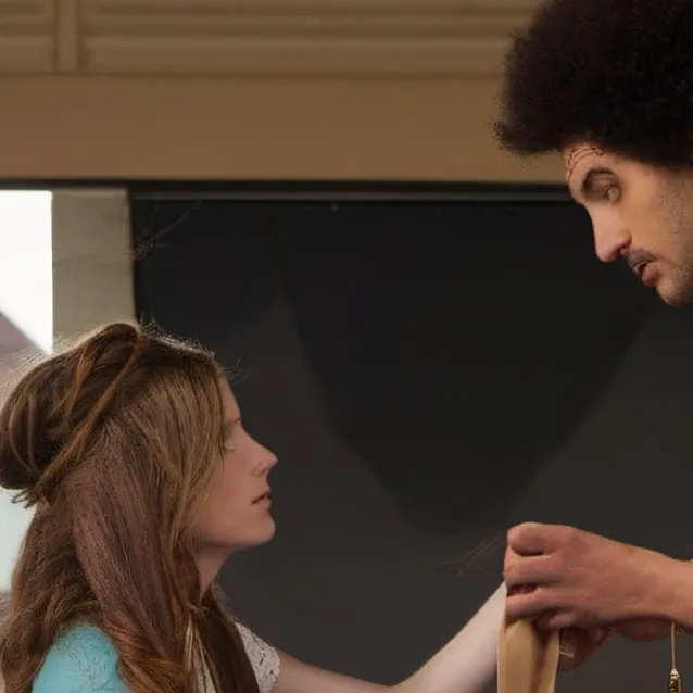 chat with ai character: HAIR