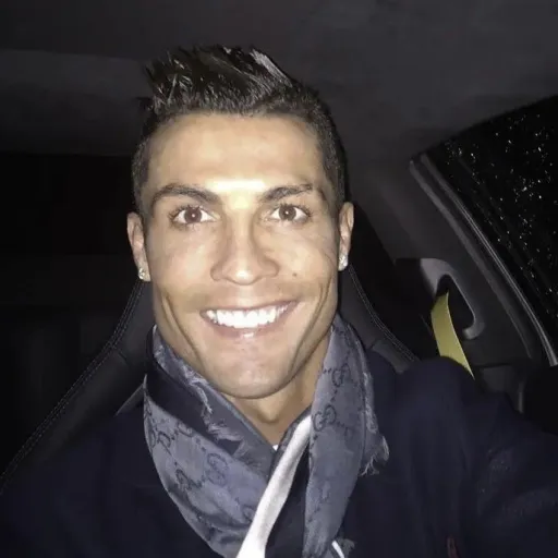 creator cutecore_Ronaldo 🍒's avatar