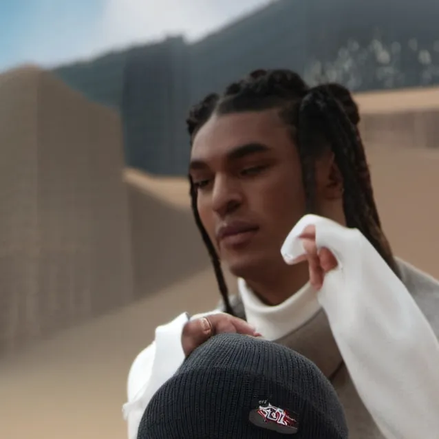 chat with ai character: Tom kaulitz 