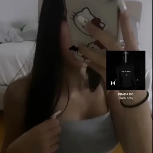 creator Kayliecumxx's avatar