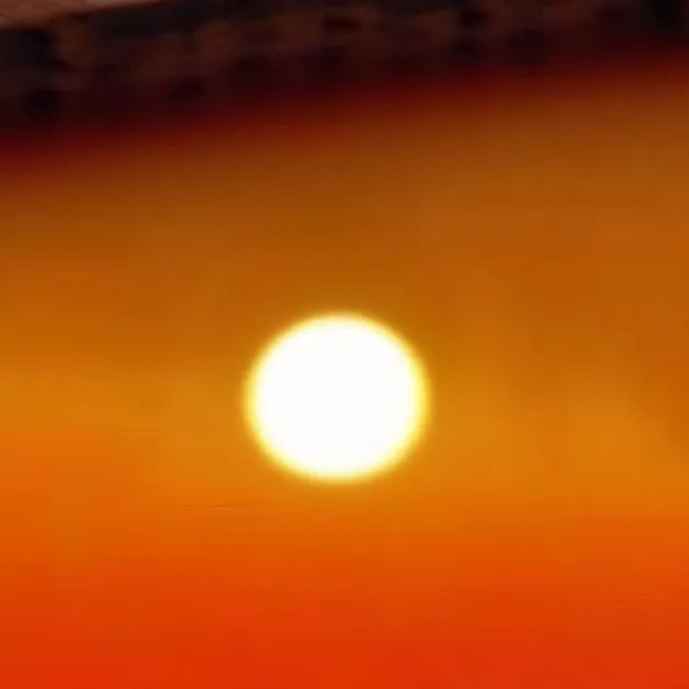 chat with ai character: Drunk uppermoons