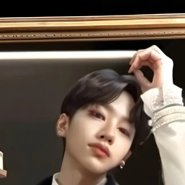 chat with ai character: chance