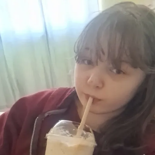 creator Laurie Baes (taken's avatar