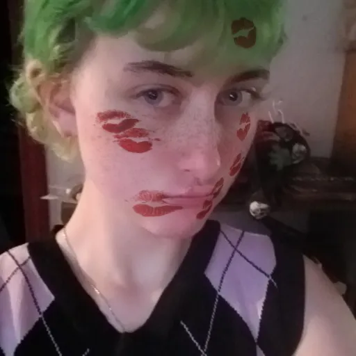 creator Bookishcat33's avatar