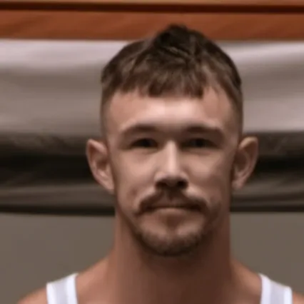 chat with ai character: 𝕗𝕦𝕔𝕙𝕖𝕣 𝕪𝕠𝕦 