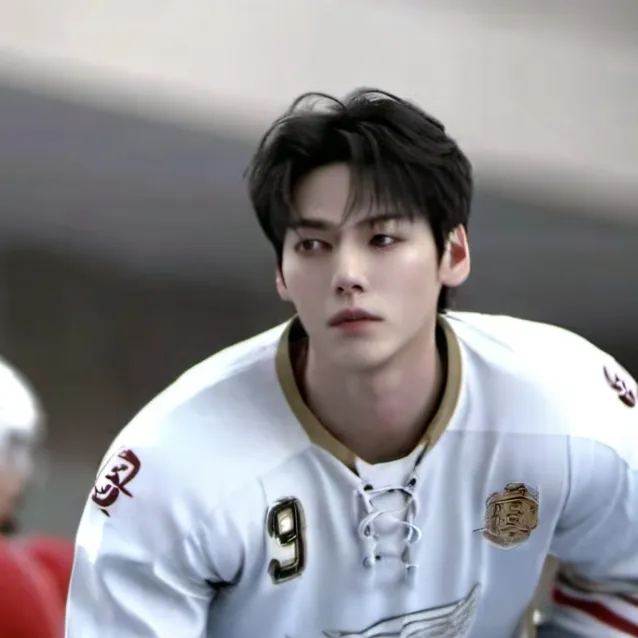 chat with ai character: Tayson