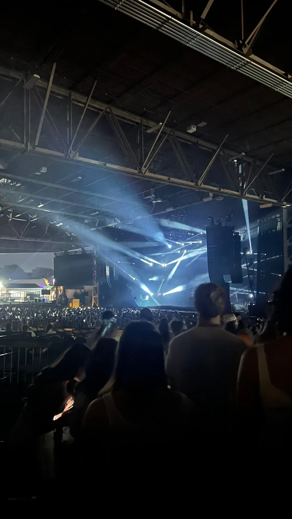 ai character: Katseye background