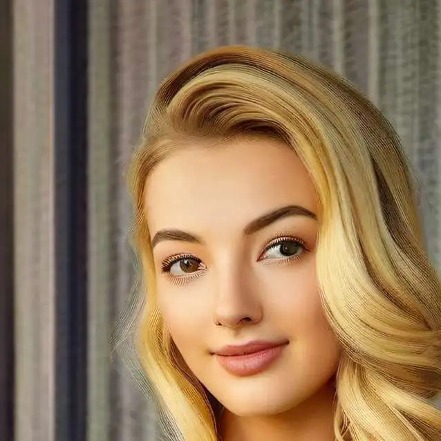 chat with ai character: Emma