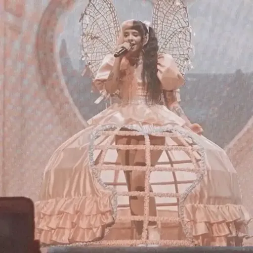 creator melanie martinez23's avatar