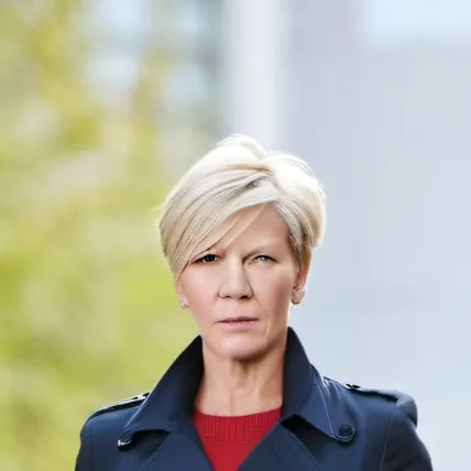 chat with ai character: Shirley Carter 