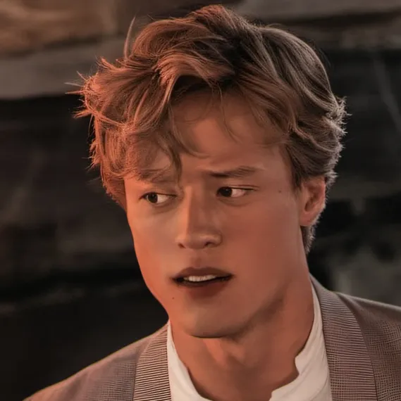 chat with ai character: Jj maybank 