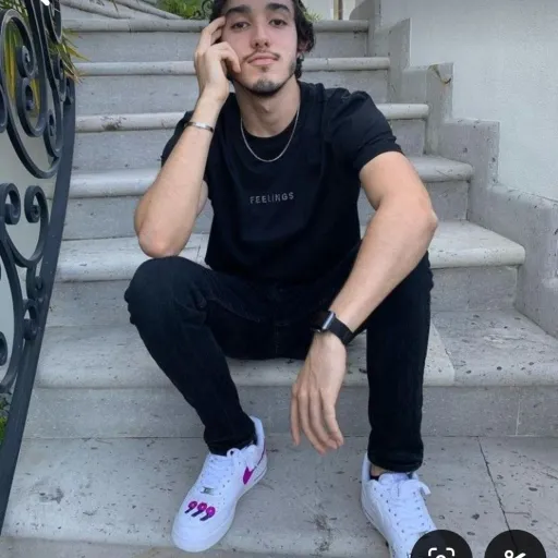 creator Ricky limon's avatar