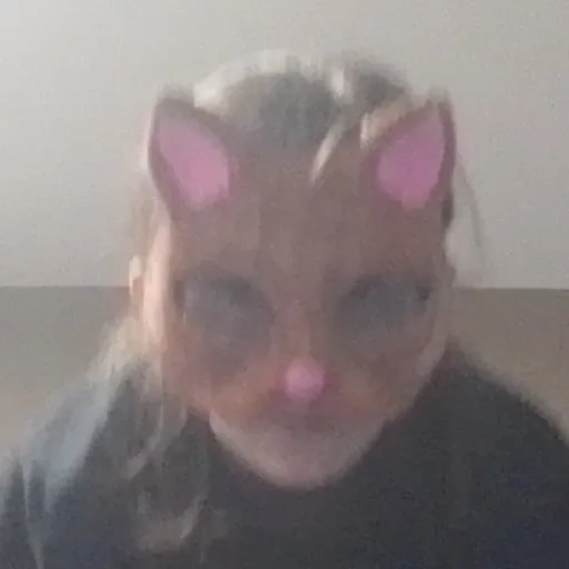 creator {•~miaz°`~'s avatar