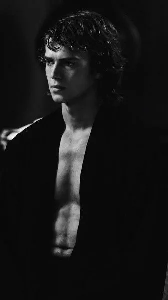 ai character: Anakin Skywalker background