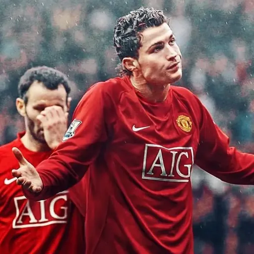 creator i like football/'s avatar