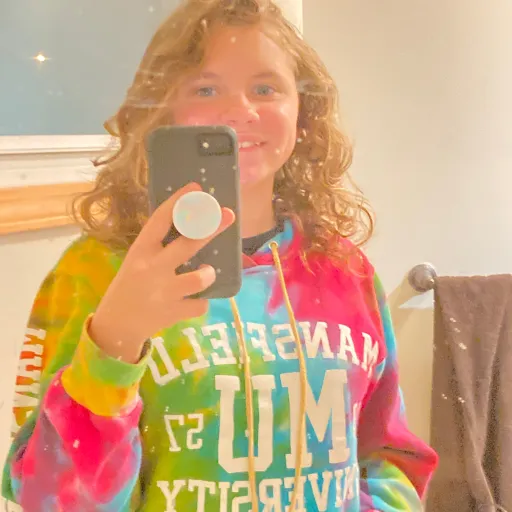 creator Haylee D's avatar
