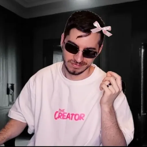 creator 🎀Iwantamcflurry🎀's avatar