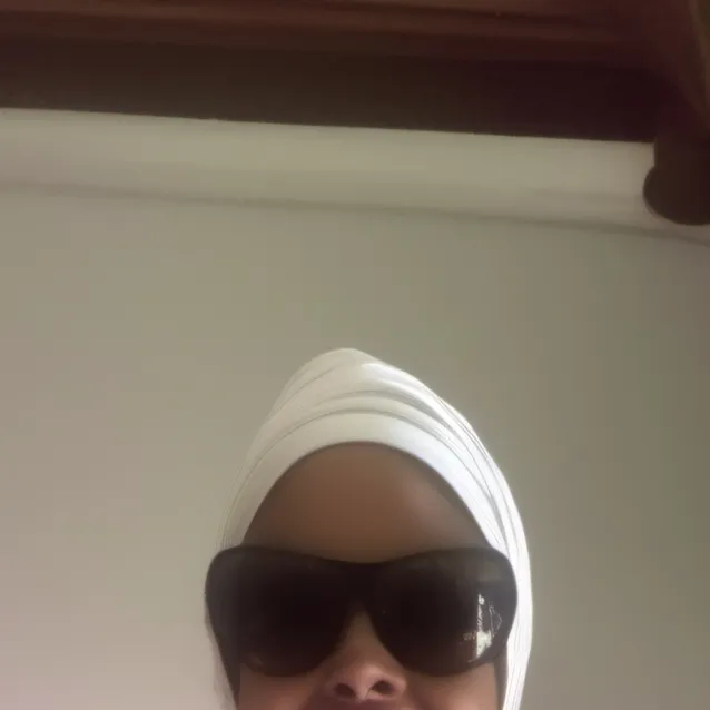 chat with ai character: Cinderella