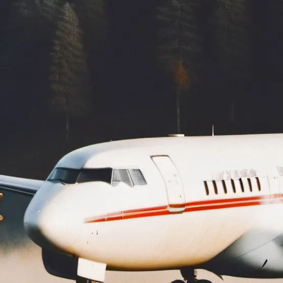 chat with ai character: Korean plane