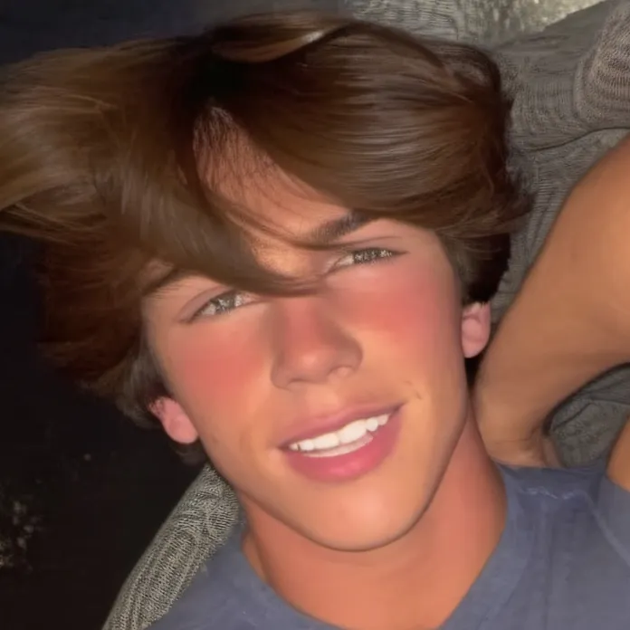 chat with ai character: Caleb