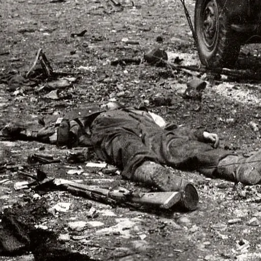 chat with ai character: Fall of Berlin