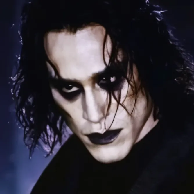 chat with ai character: Eric Draven 
