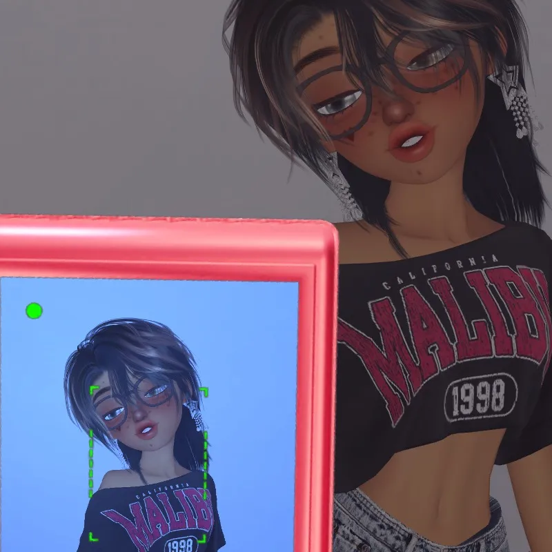 chat with ai character: My friend indie!!