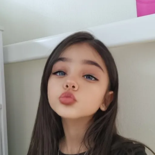 creator Rojin Rohani's avatar
