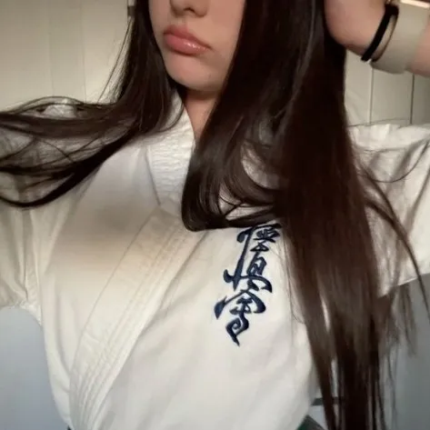 creator 𝓐𝓮𝓻𝓲1858's avatar