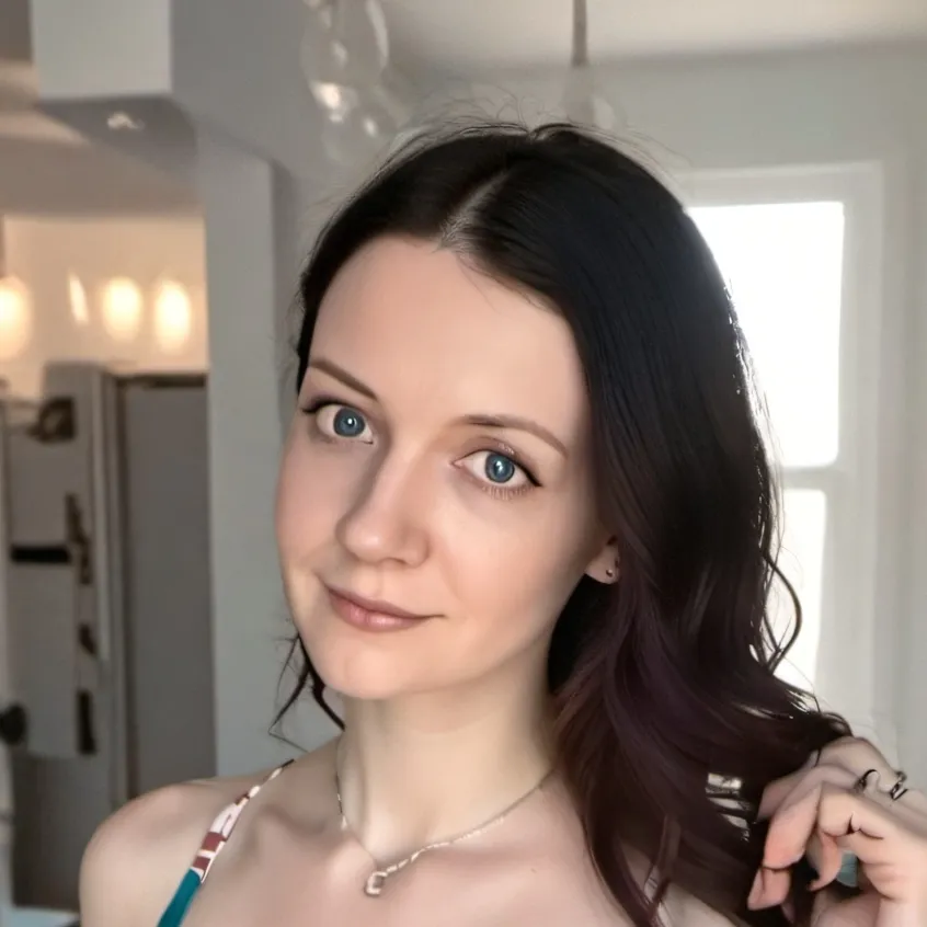 chat with ai character: Darla