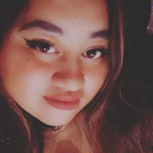 creator Evelina rose's avatar