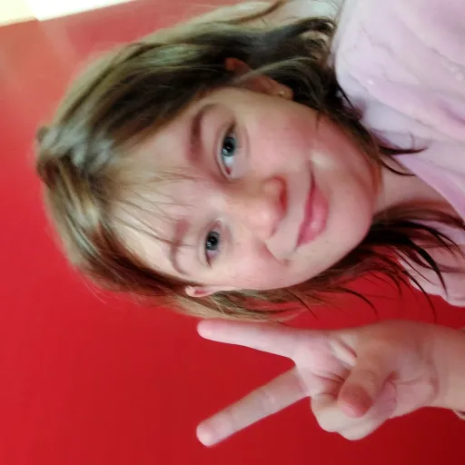 creator emilyamidyreid 10's avatar