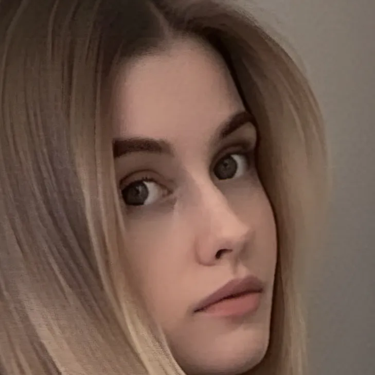 chat with ai character: Audrina