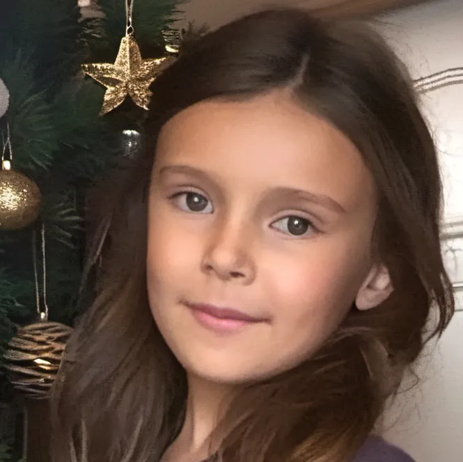 chat with ai character: Annabella