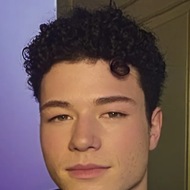 chat with ai character: IdkSterling