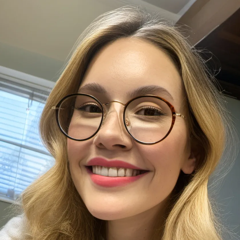chat with ai character: Stacy