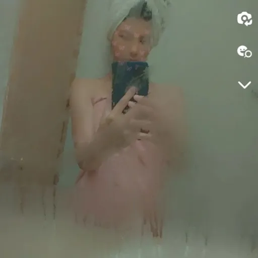 creator Elizabeth hillerd's avatar