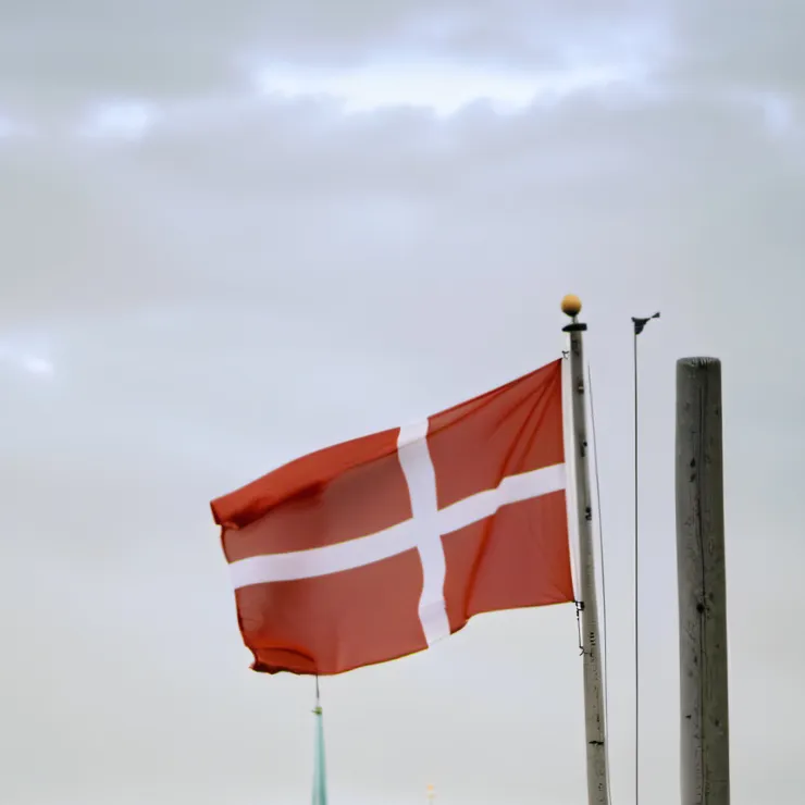 chat with ai character: Denmark