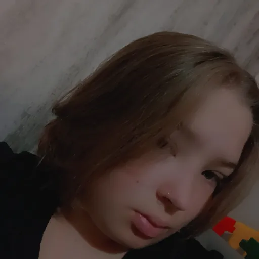 creator ELLA_2354's avatar