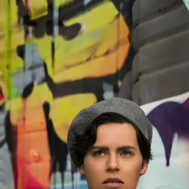 chat with ai character: Jughead Jones 