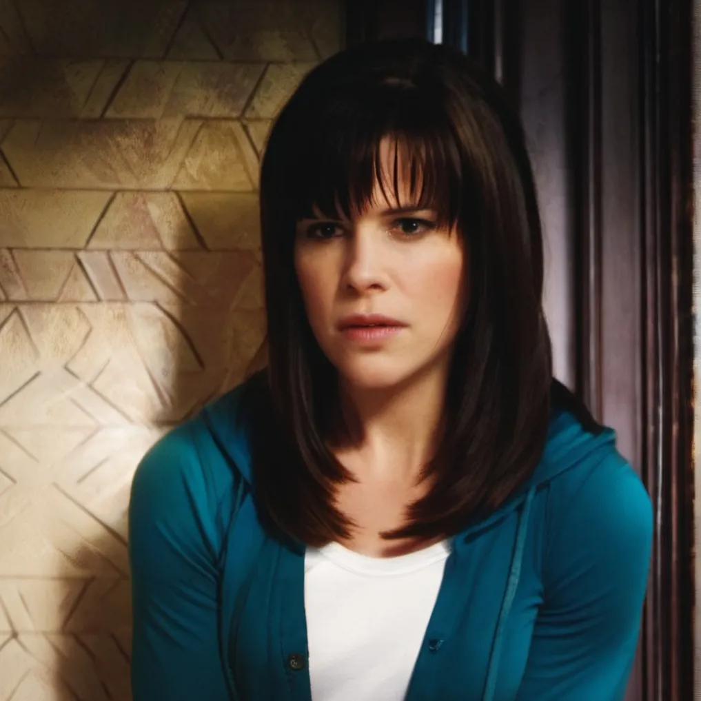 chat with ai character: sidney prescott