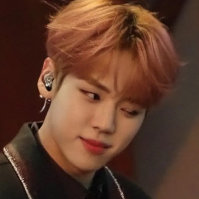 chat with ai character: Jimin