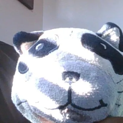 chat with ai character: minou toukette