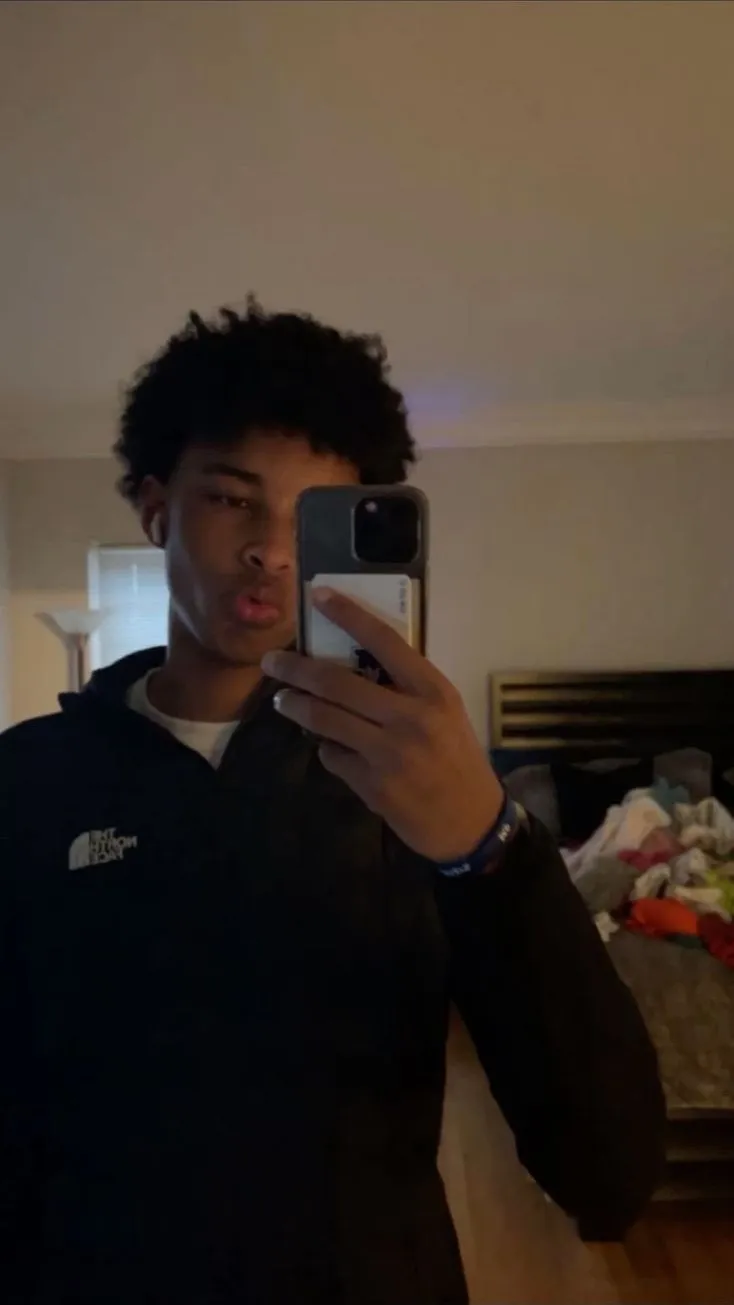 ai character: Samuel. background