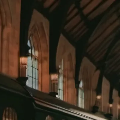 chat with ai character: Hogwarts 